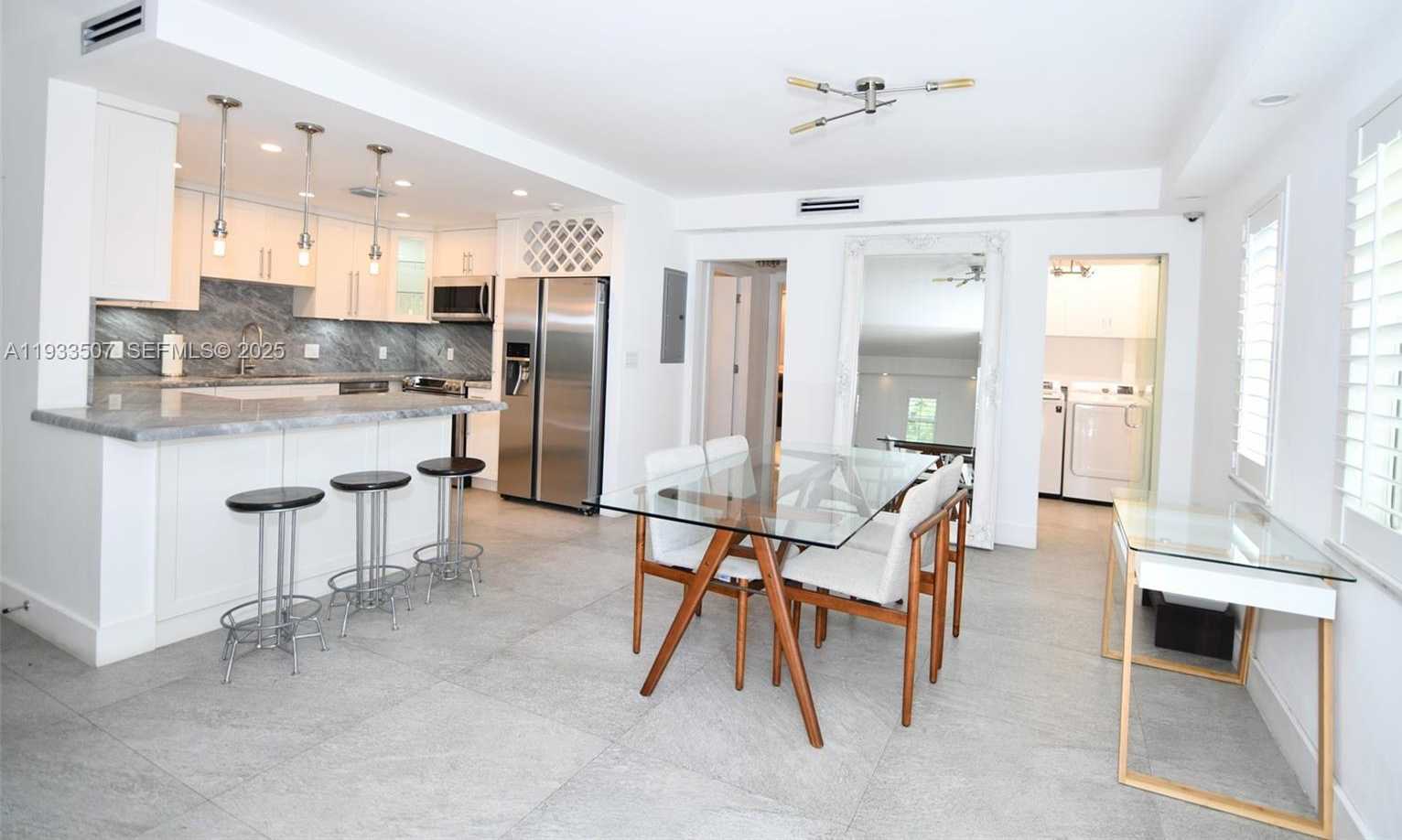 Small Image of 2918 BIRD AVE #5, Miami Number 9