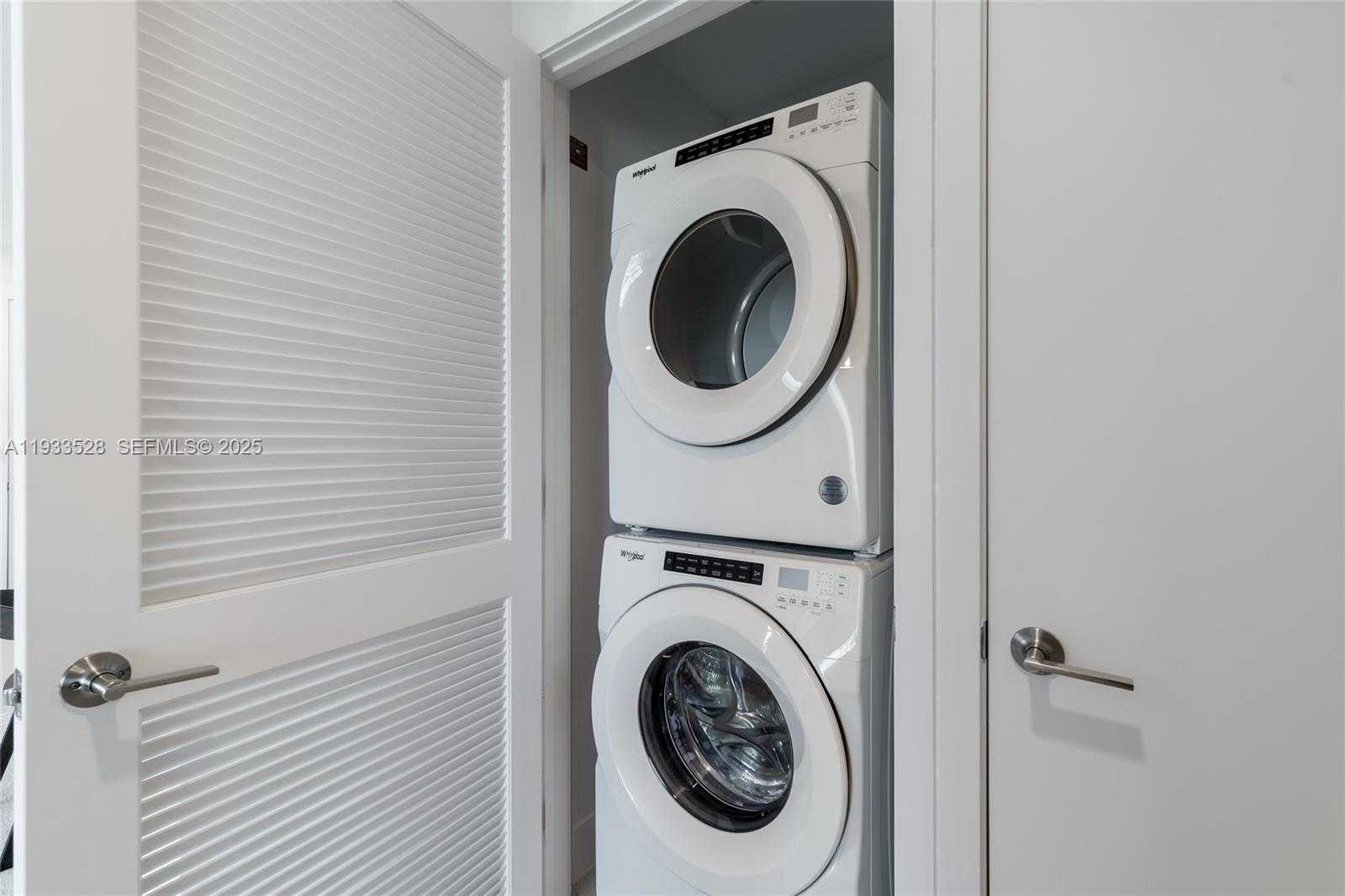 Small Image of 601 NORTH EAST 1ST AVE #5001, Miami Number 28