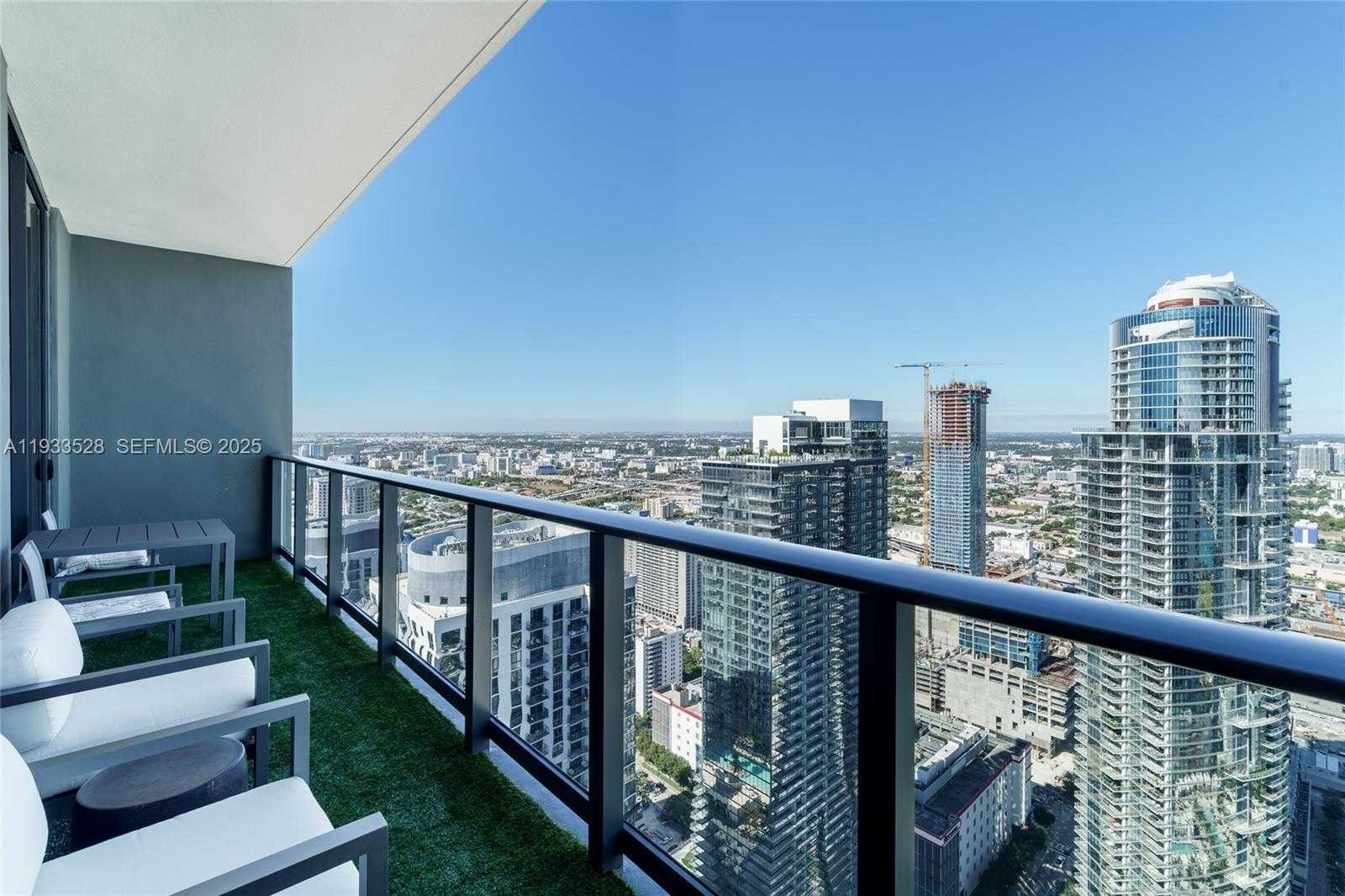 Small Image of 601 NORTH EAST 1ST AVE #5001, Miami Number 31