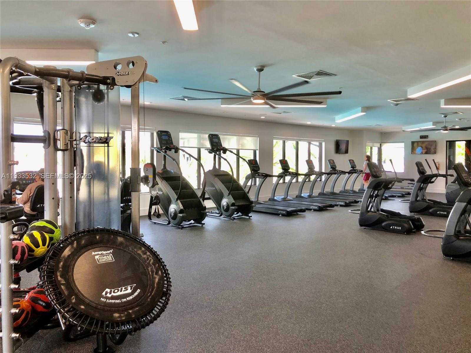 Small Image of 8301 NORTH WEST 41ST ST #B-405, Doral Number 37