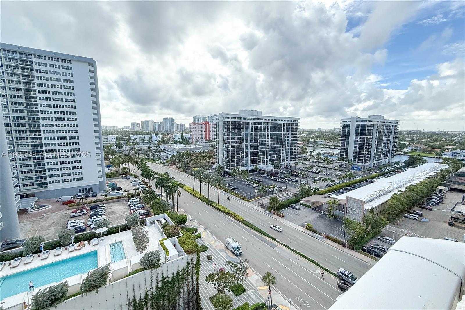 Small Image of 1980 SOUTH OCEAN DR #11N, Hallandale Beach Number 3
