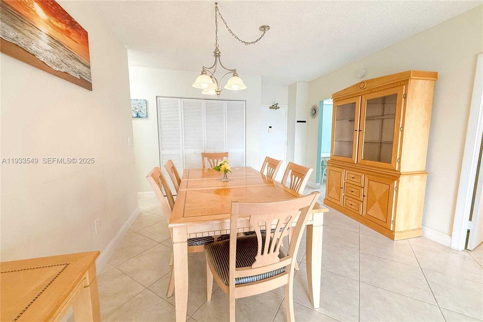 Small Image of 1980 SOUTH OCEAN DR #11N, Hallandale Beach Number 5