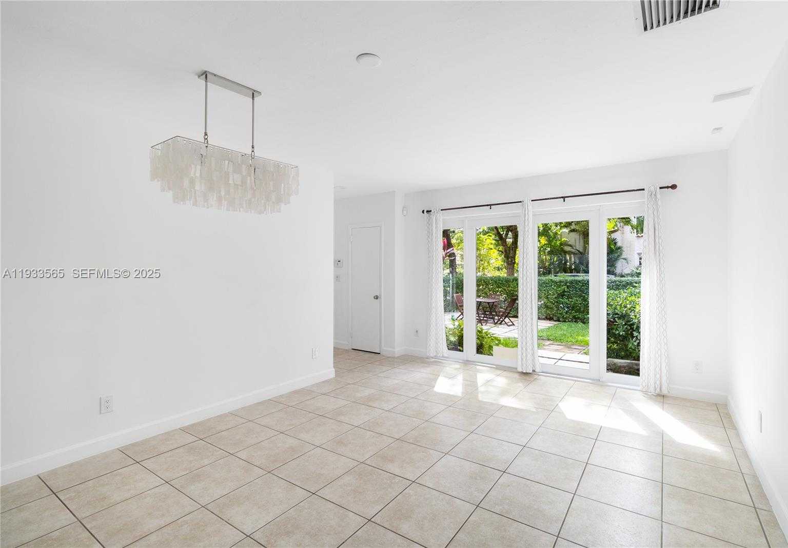 Small Image of 1114 GENOA ST, Coral Gables Number 23