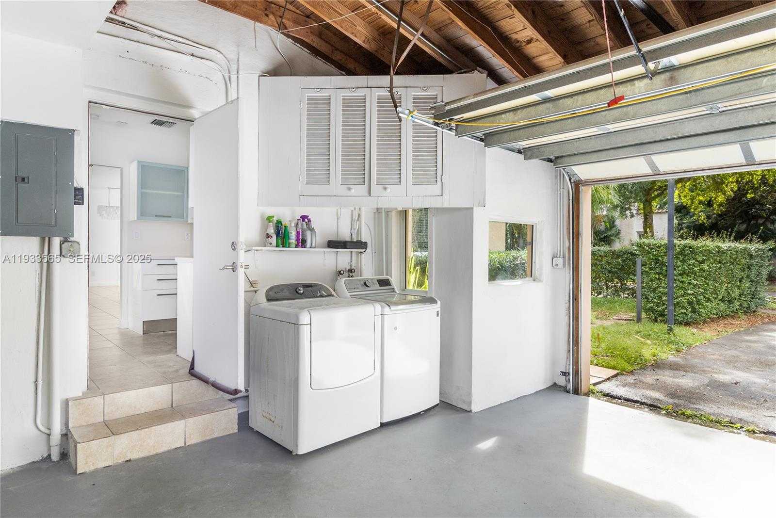 Small Image of 1114 GENOA ST, Coral Gables Number 24