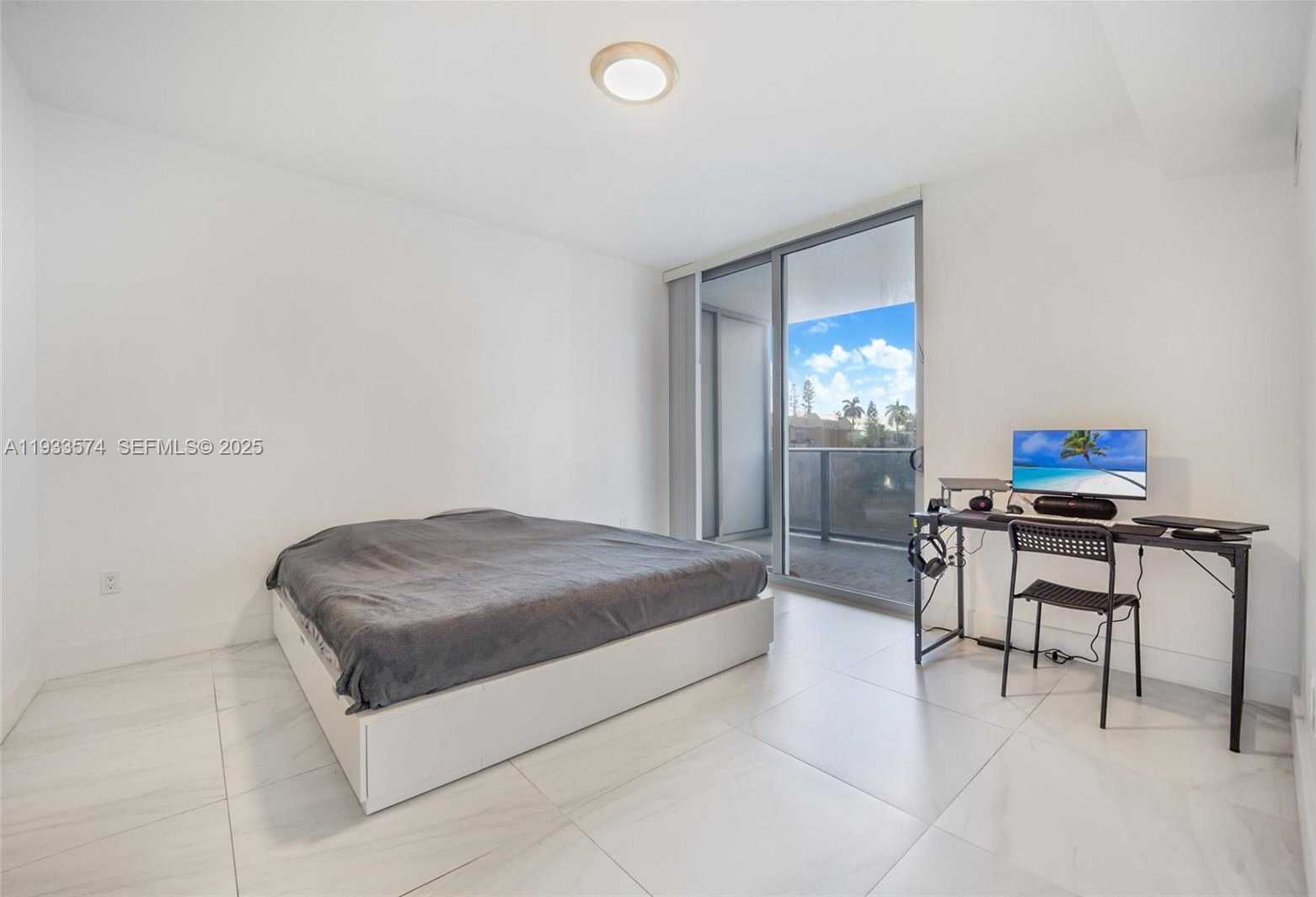 Small Image of 488 NORTH EAST 18TH ST #305, Miami Number 8