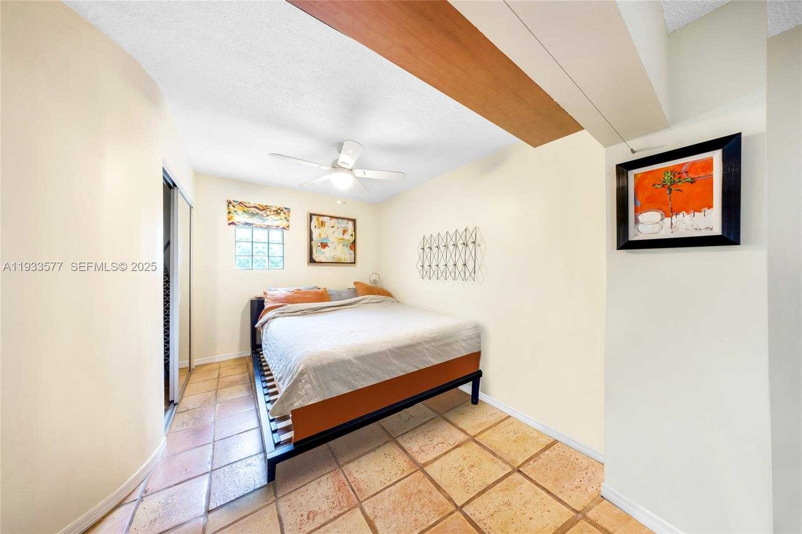 Small Image of 1840 TIGERTAIL AVE, Miami Number 26