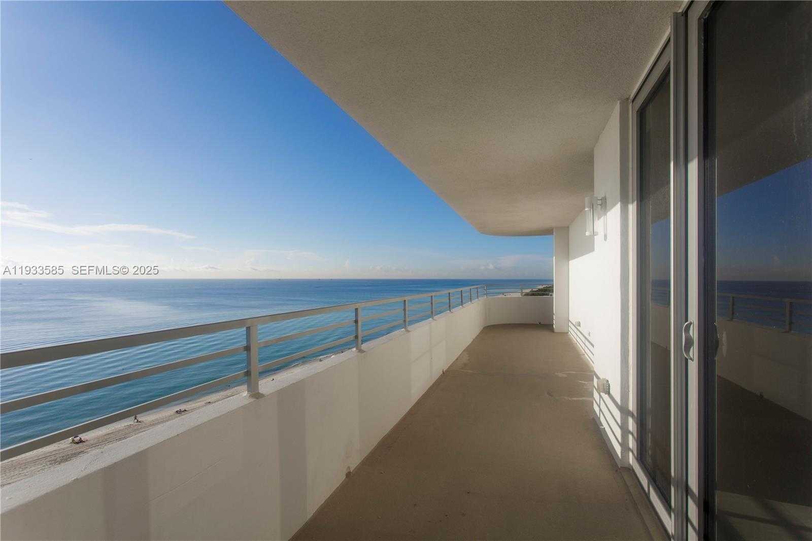 Small Image of 5555 COLLINS AVE #14N, Miami Beach Number 14