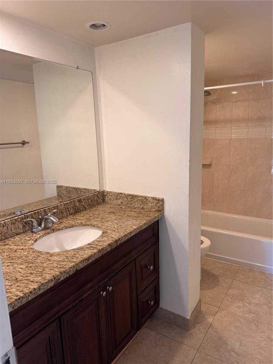 Small Image of 10700 SOUTH WEST 108TH AVE #C306, Miami Number 7