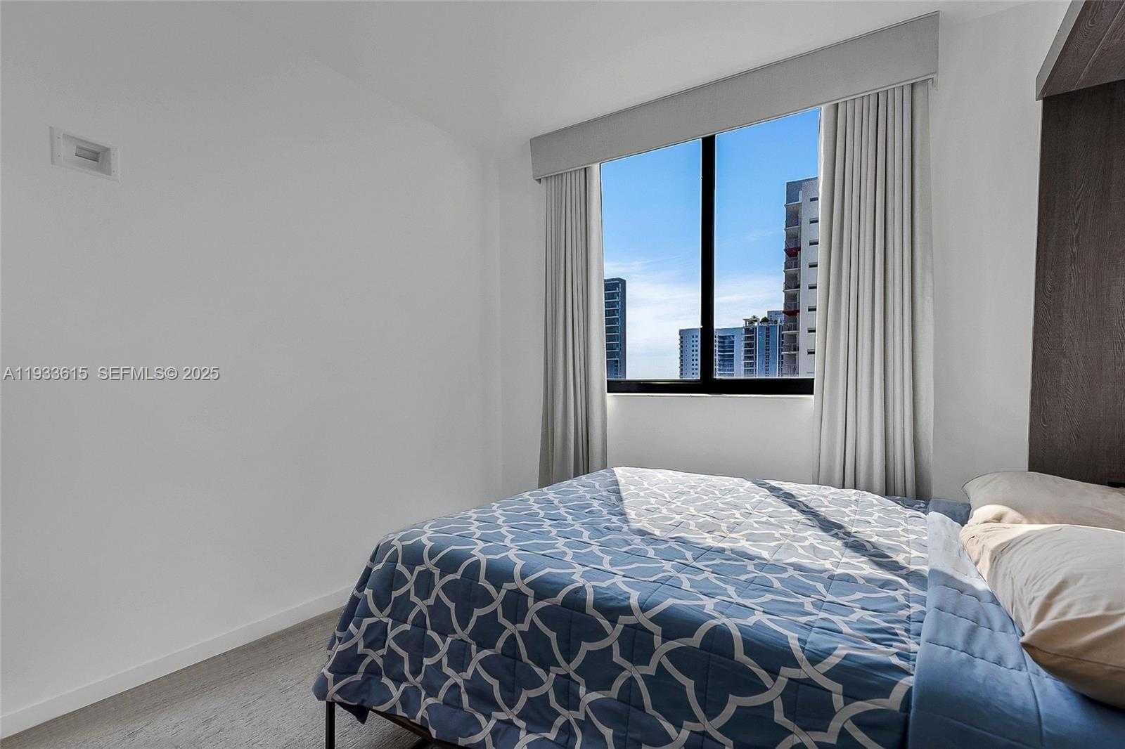 Small Image of 999 SOUTH WEST 1ST AVE #1505, Miami Number 13