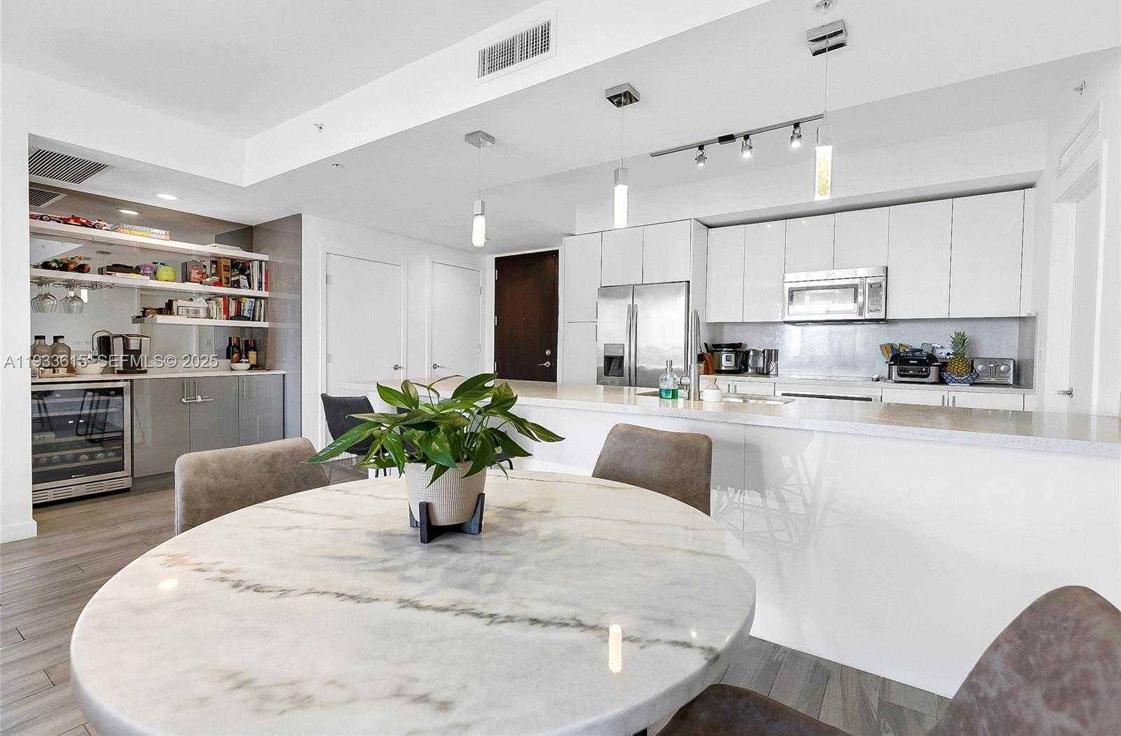 Small Image of 999 SOUTH WEST 1ST AVE #1505, Miami Number 7