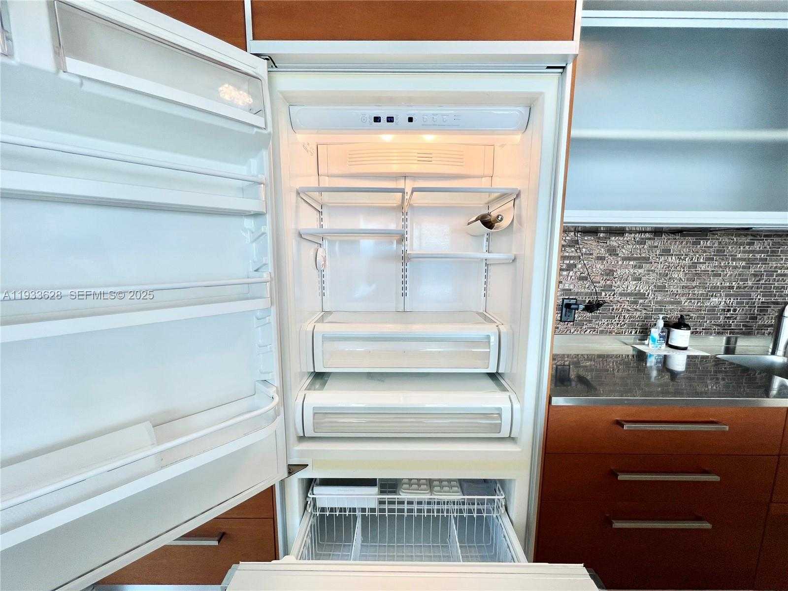 Small Image of 1850 SOUTH OCEAN DR #2204, Hallandale Beach Number 12