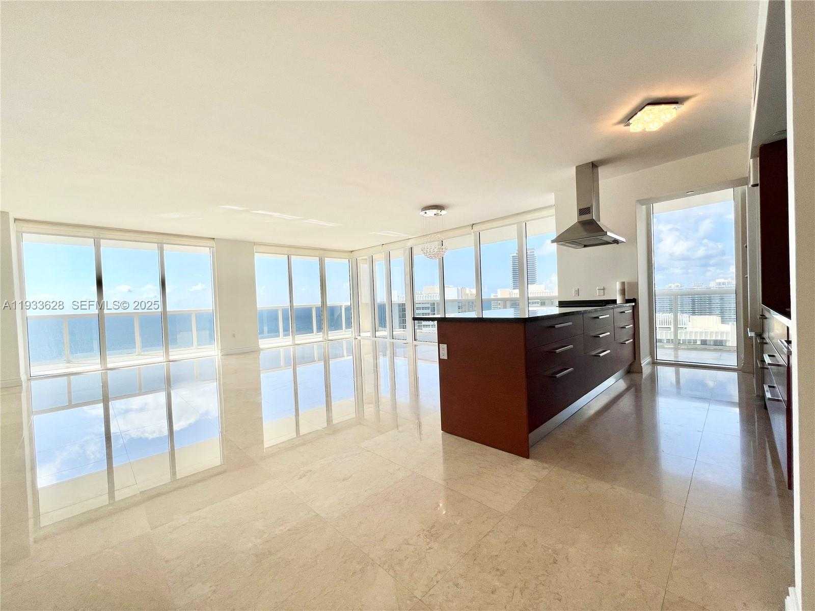 Small Image of 1850 SOUTH OCEAN DR #2204, Hallandale Beach Number 13