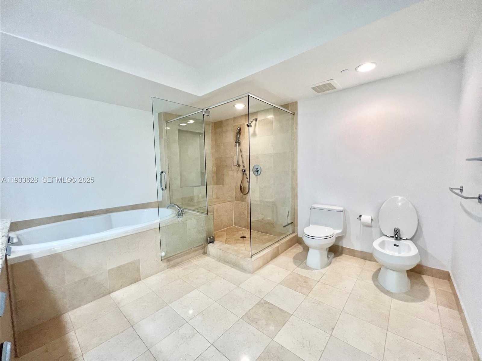 Small Image of 1850 SOUTH OCEAN DR #2204, Hallandale Beach Number 26