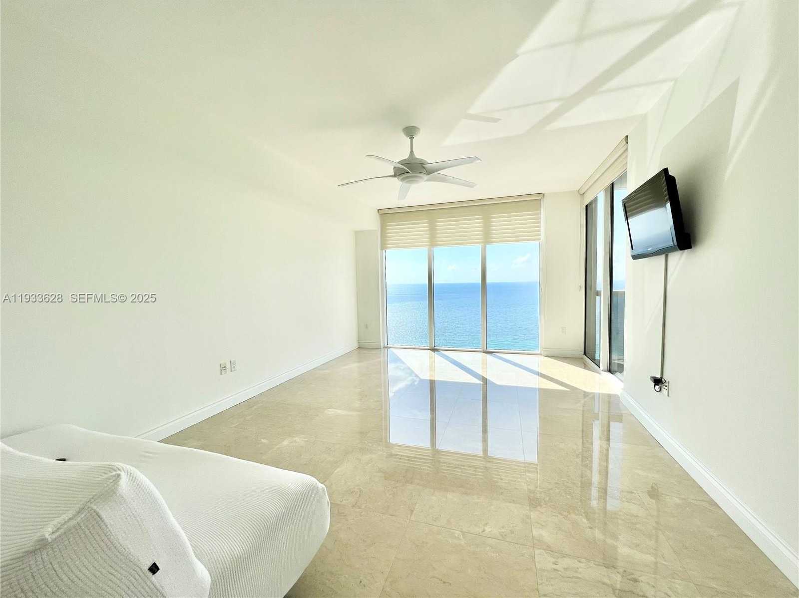 Small Image of 1850 SOUTH OCEAN DR #2204, Hallandale Beach Number 28