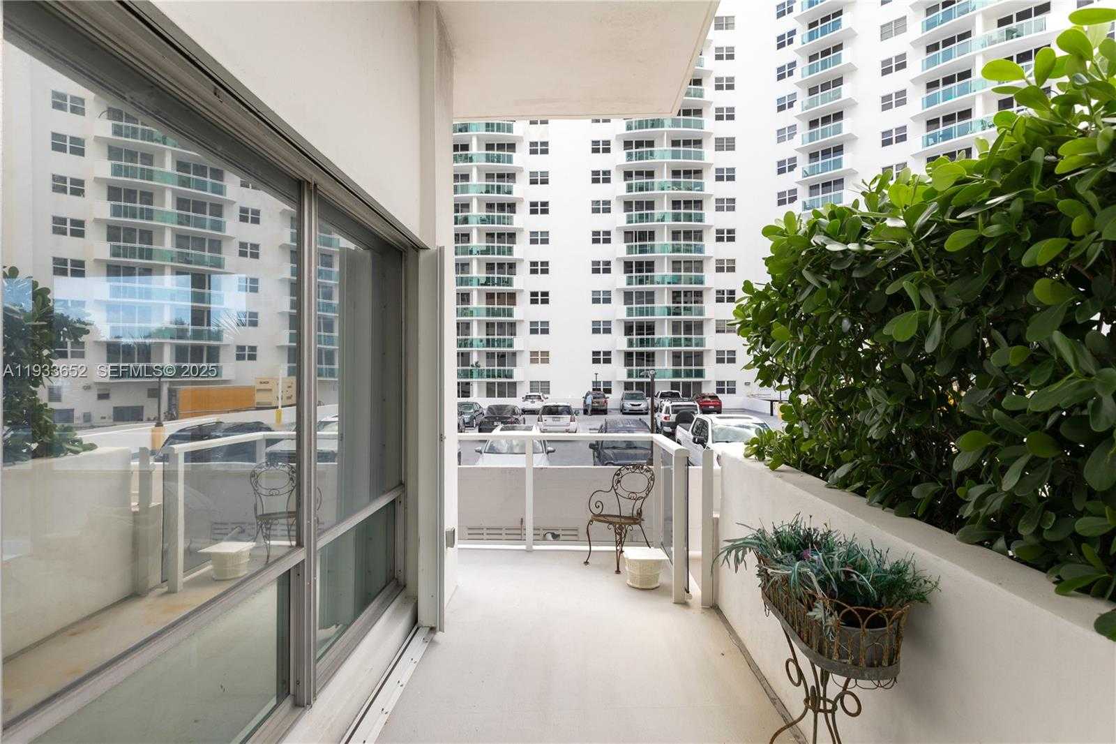 Small Image of 2751 SOUTH OCEAN DR #208S, Hollywood Number 35