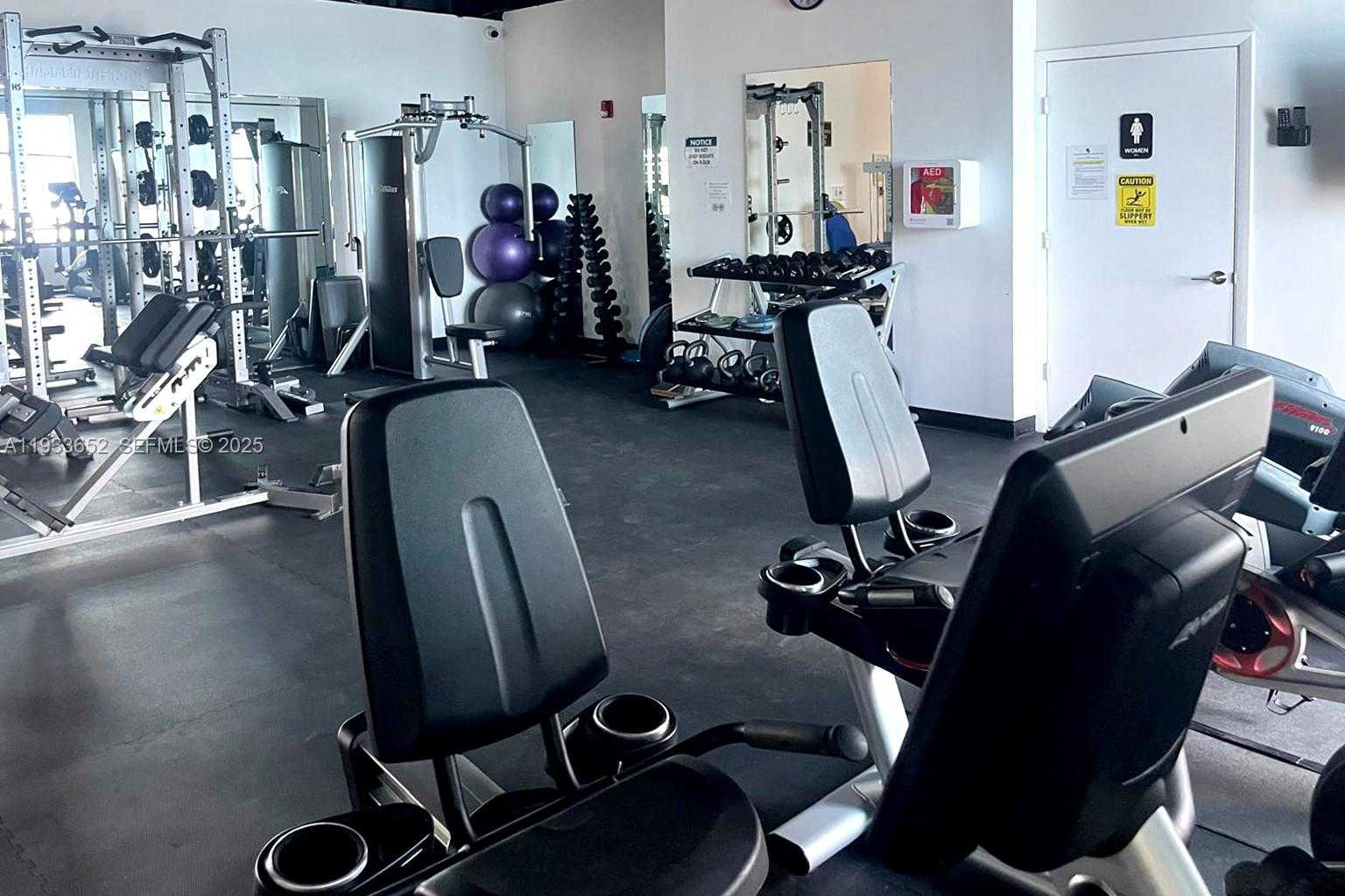 Small Image of 2751 SOUTH OCEAN DR #208S, Hollywood Number 40