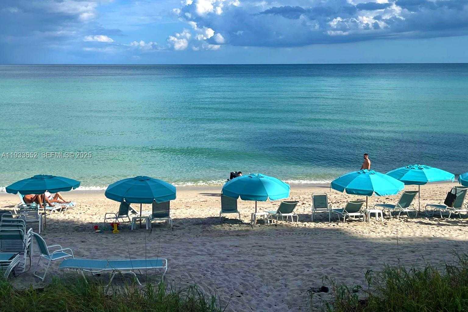 Small Image of 2751 SOUTH OCEAN DR #208S, Hollywood Number 45