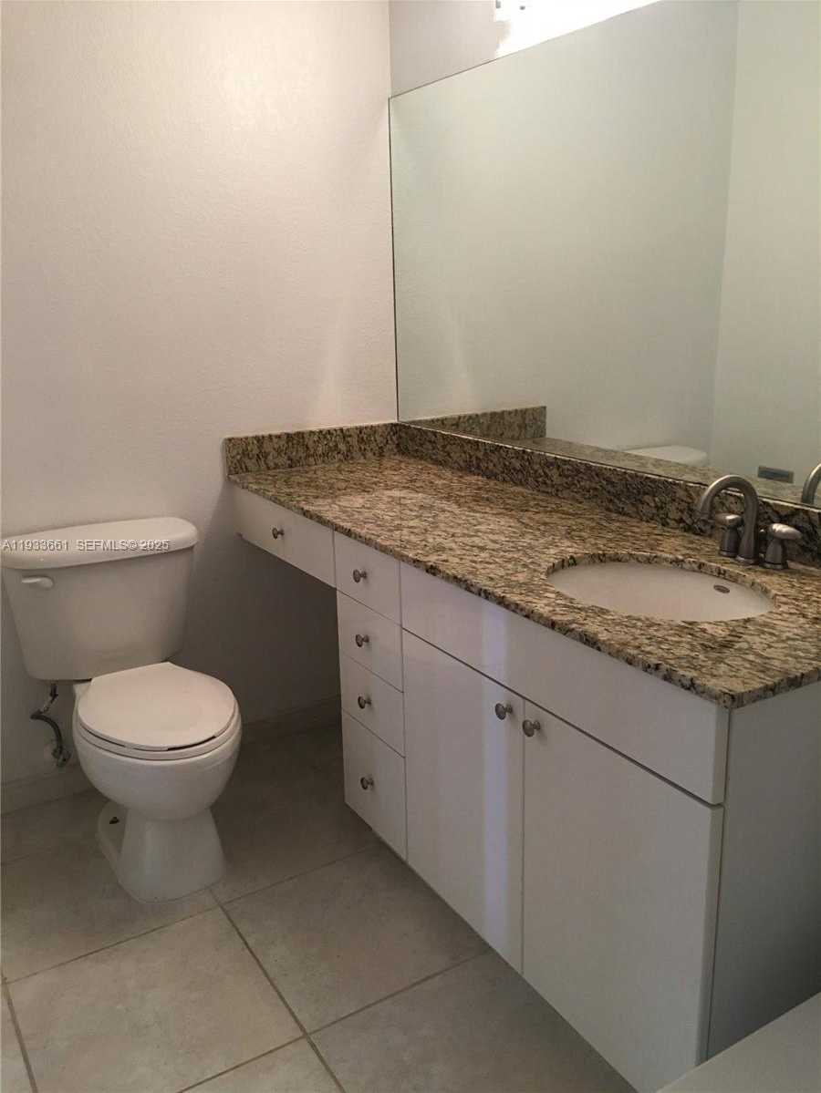 Small Image of 1830 RADIUS DR #618, Hollywood Number 15