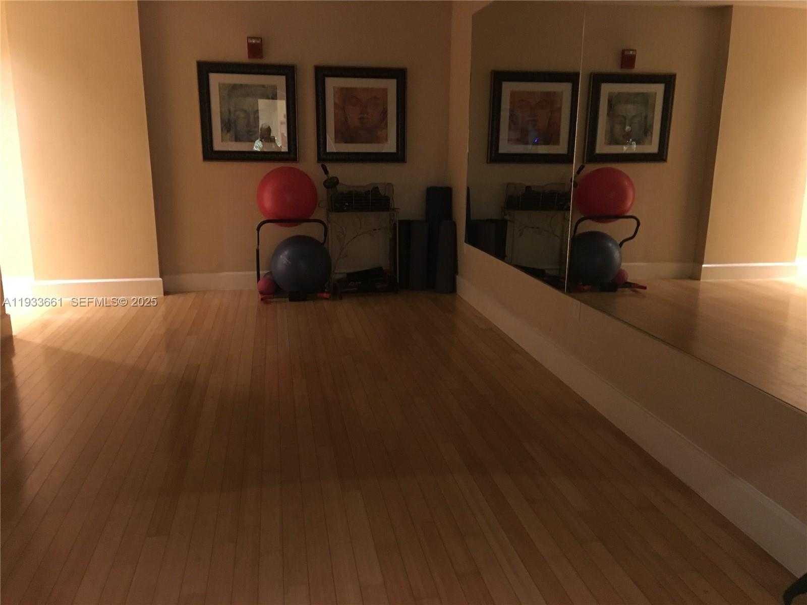 Small Image of 1830 RADIUS DR #618, Hollywood Number 21