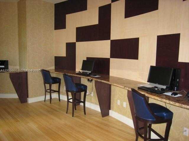 Small Image of 1830 RADIUS DR #618, Hollywood Number 22