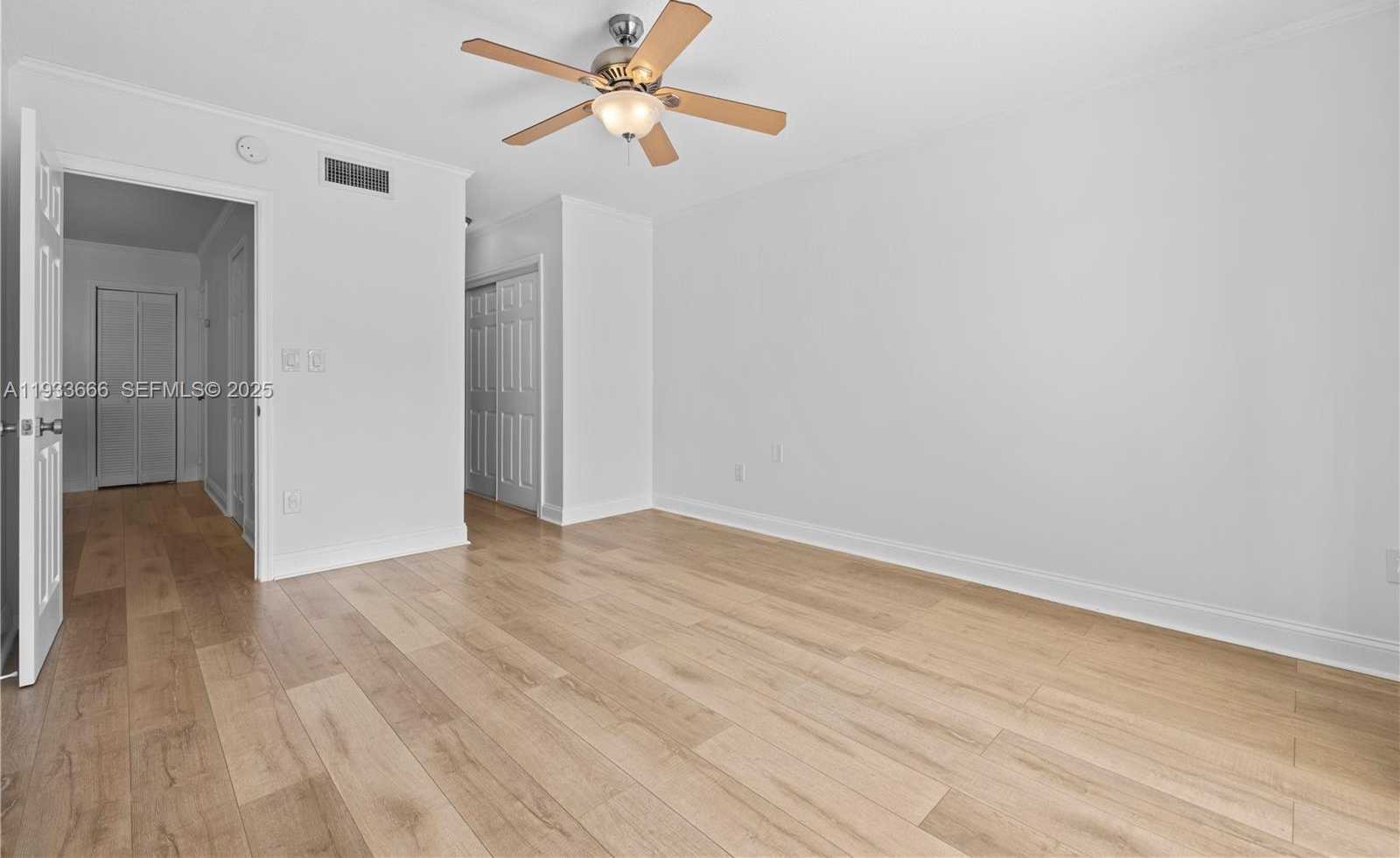 Small Image of 15518 BRAEMAR CT, Miami Lakes Number 12