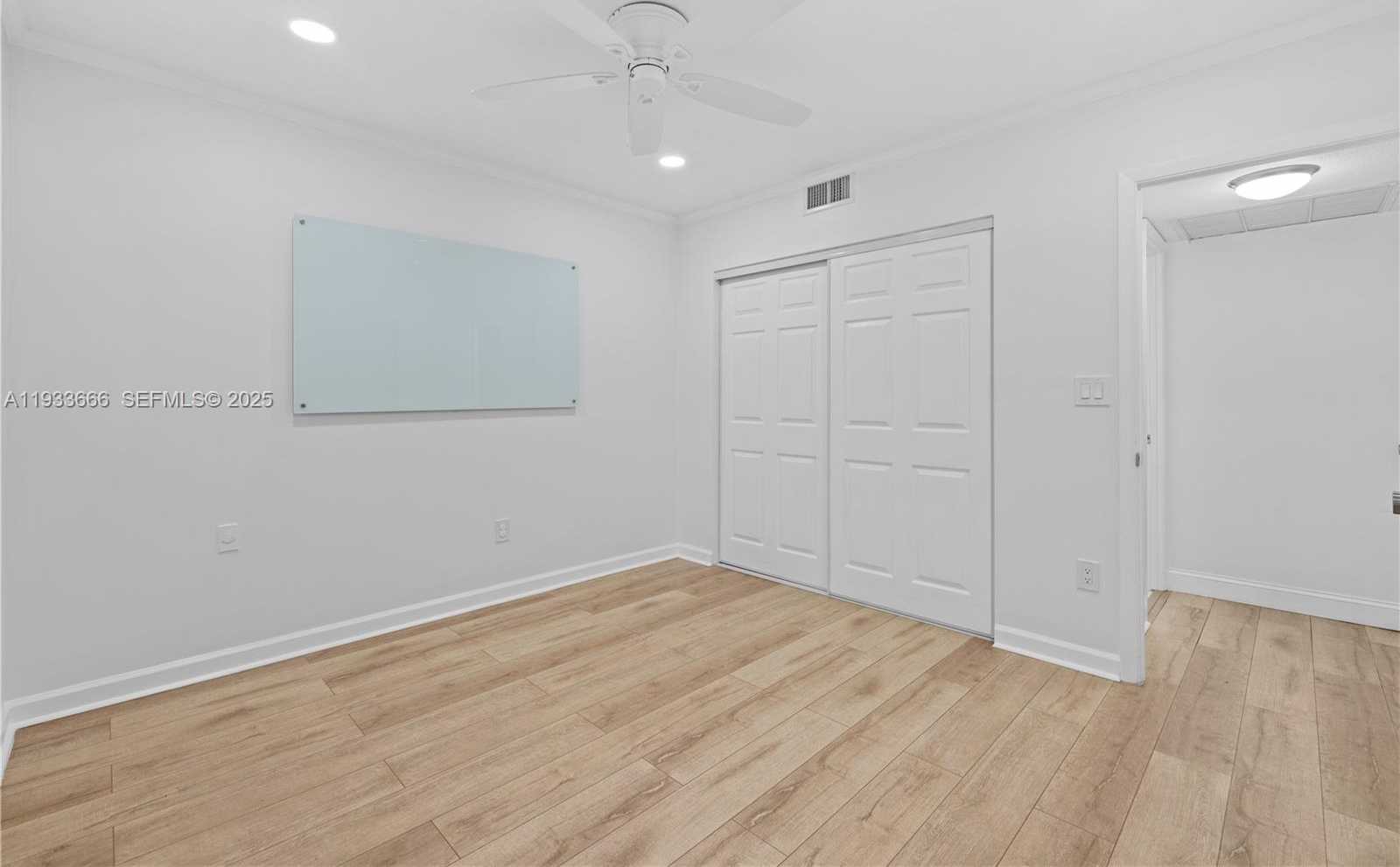 Small Image of 15518 BRAEMAR CT, Miami Lakes Number 21