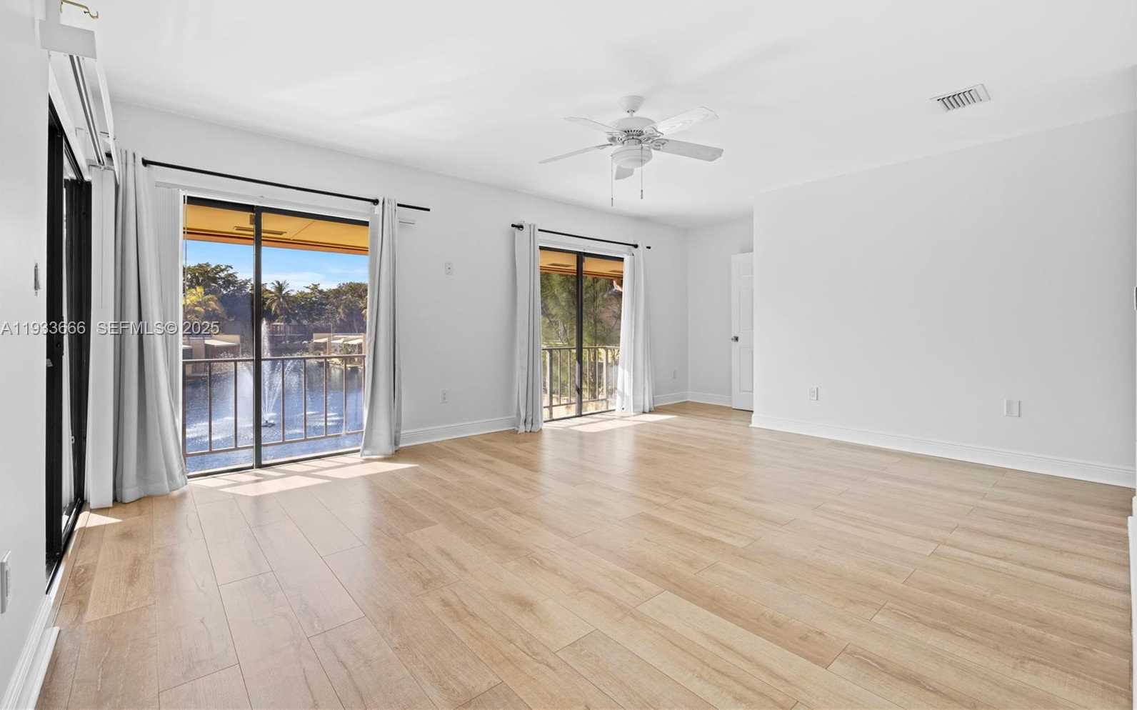 Small Image of 15518 BRAEMAR CT, Miami Lakes Number 24