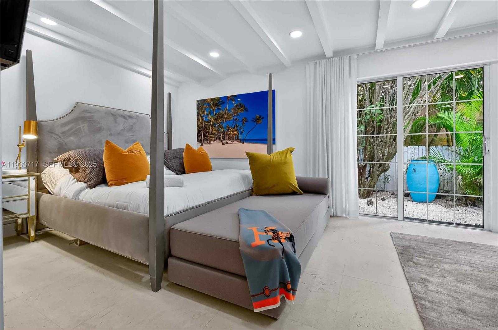 Small Image of 800 NORTH EAST 97TH ST, Miami Shores Number 37