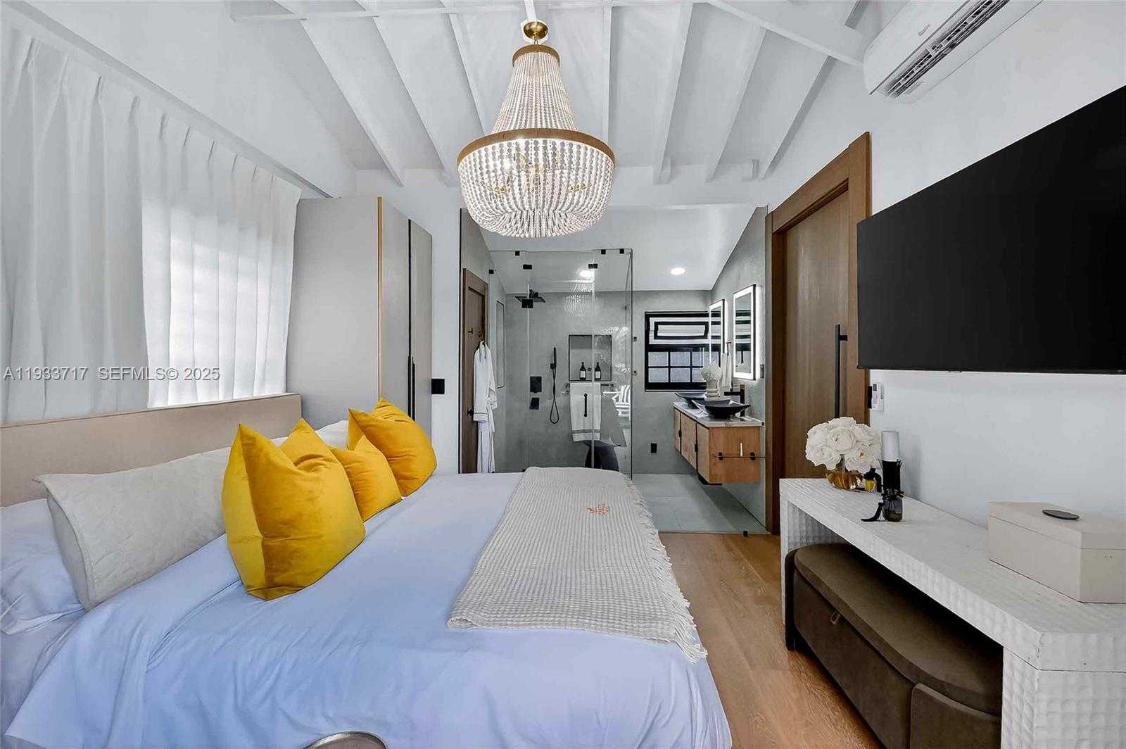 Small Image of 800 NORTH EAST 97TH ST, Miami Shores Number 45