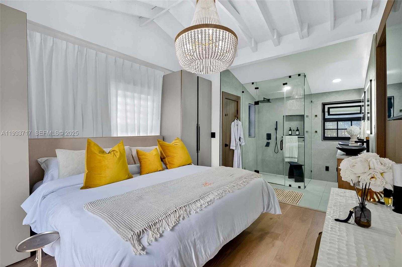 Small Image of 800 NORTH EAST 97TH ST, Miami Shores Number 47