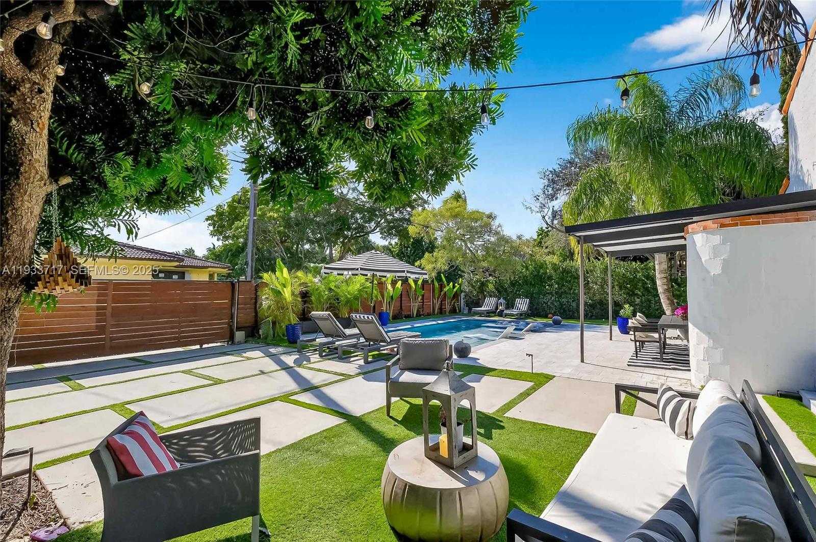 Small Image of 800 NORTH EAST 97TH ST, Miami Shores Number 56