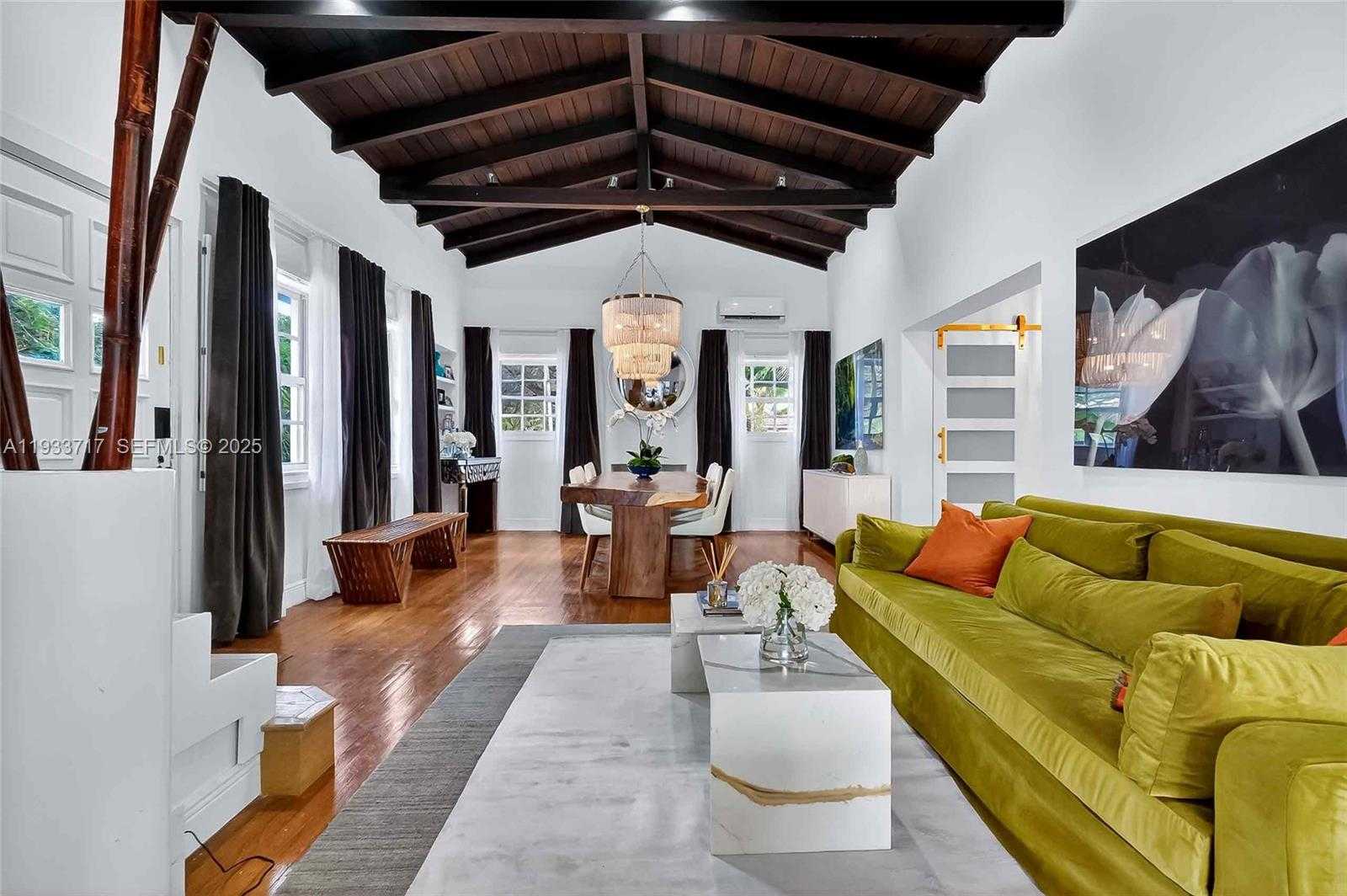 Small Image of 800 NORTH EAST 97TH ST, Miami Shores Number 6