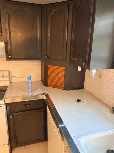 Small Image of 3924 HAYES ST, Hollywood Number 11