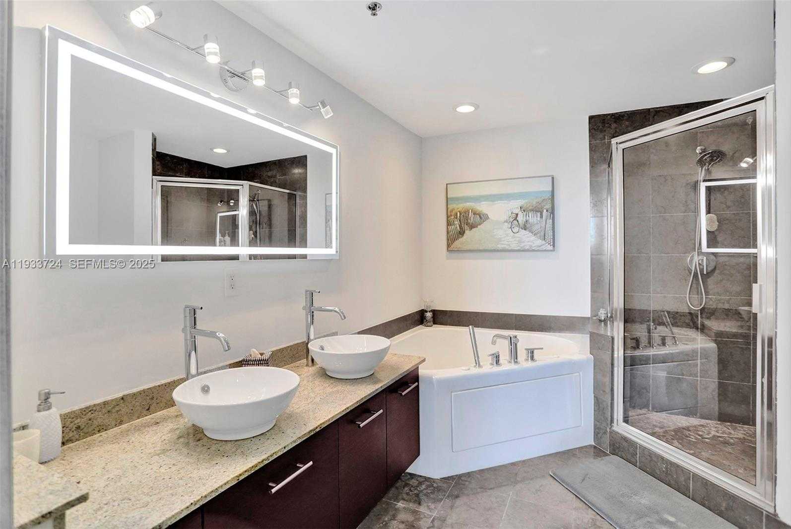 Small Image of 3029 NORTH EAST 188TH ST #814, Aventura Number 16