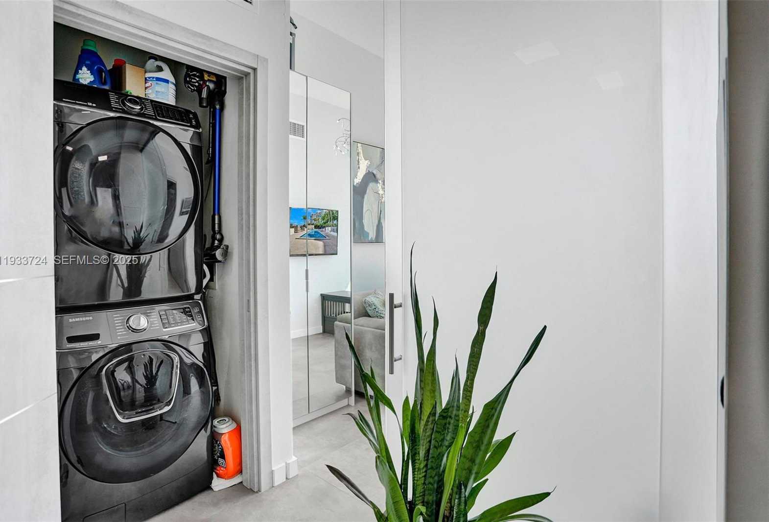 Small Image of 3029 NORTH EAST 188TH ST #814, Aventura Number 19