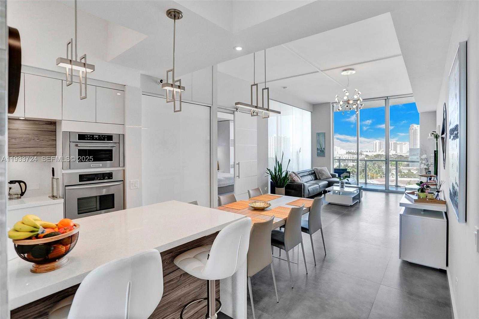 Small Image of 3029 NORTH EAST 188TH ST #814, Aventura Number 2