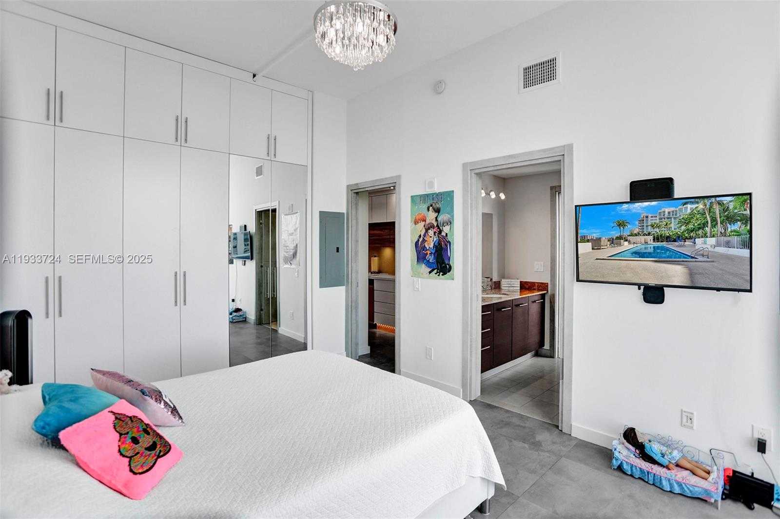 Small Image of 3029 NORTH EAST 188TH ST #814, Aventura Number 29