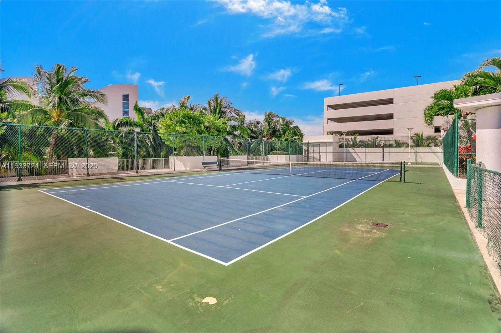 Small Image of 3029 NORTH EAST 188TH ST #814, Aventura Number 32