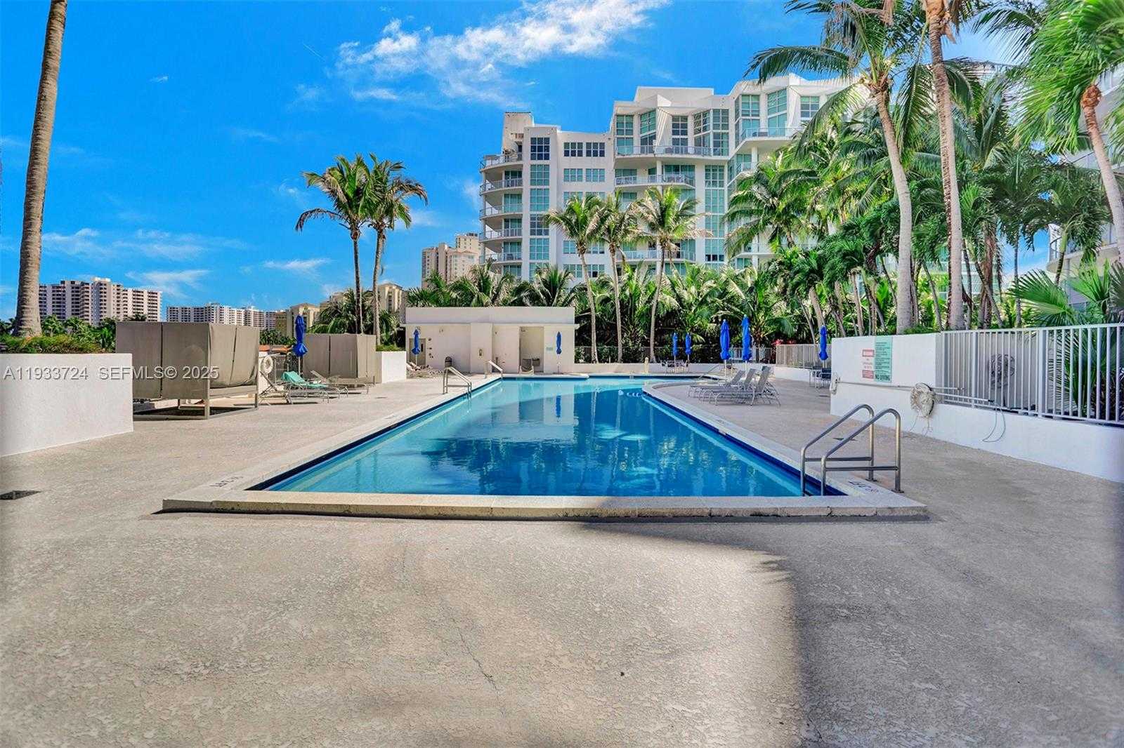 Small Image of 3029 NORTH EAST 188TH ST #814, Aventura Number 35