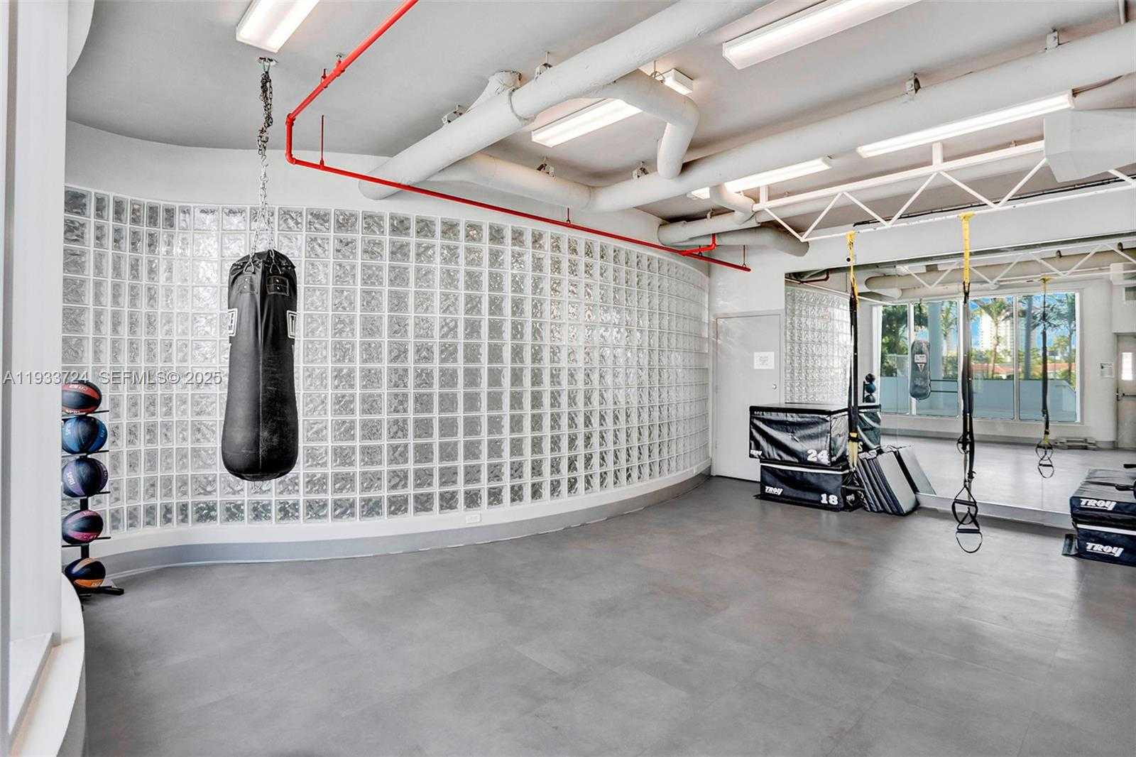 Small Image of 3029 NORTH EAST 188TH ST #814, Aventura Number 39