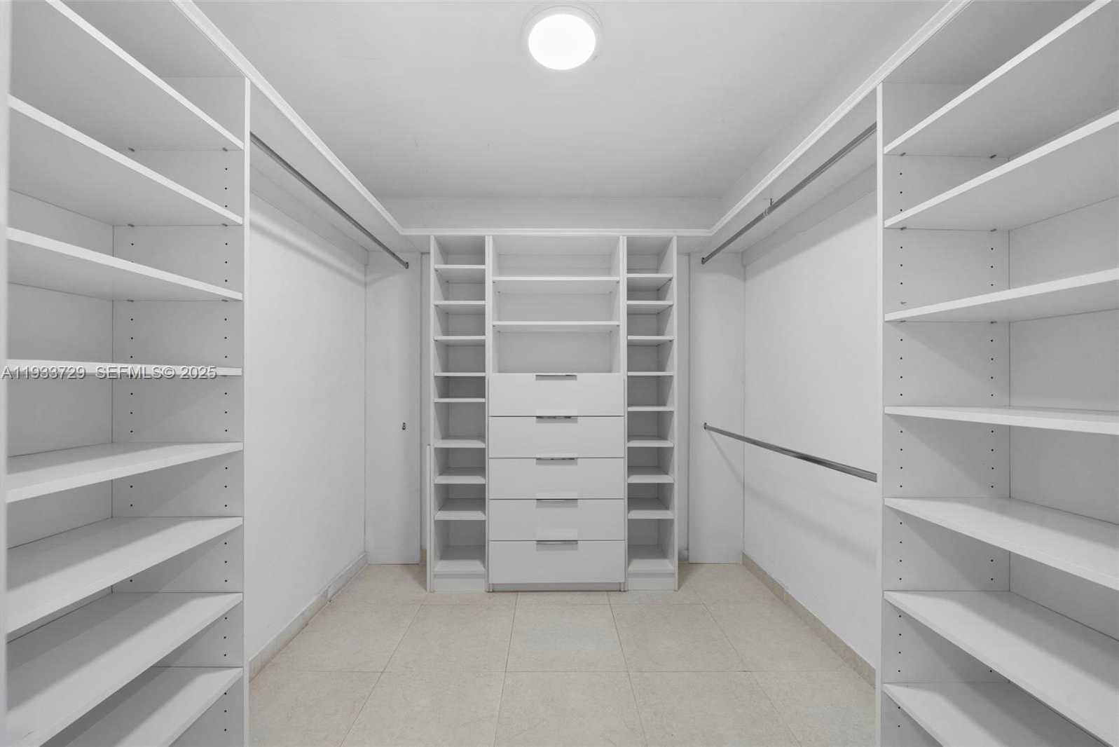 Small Image of 4301 COLLINS AVE #605, Miami Beach Number 15