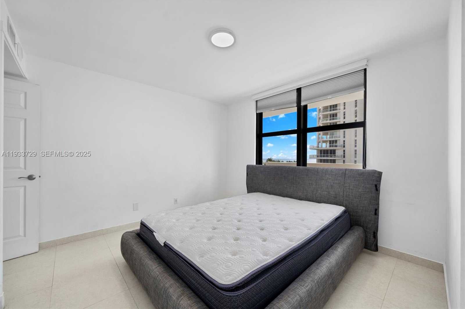 Small Image of 4301 COLLINS AVE #605, Miami Beach Number 16