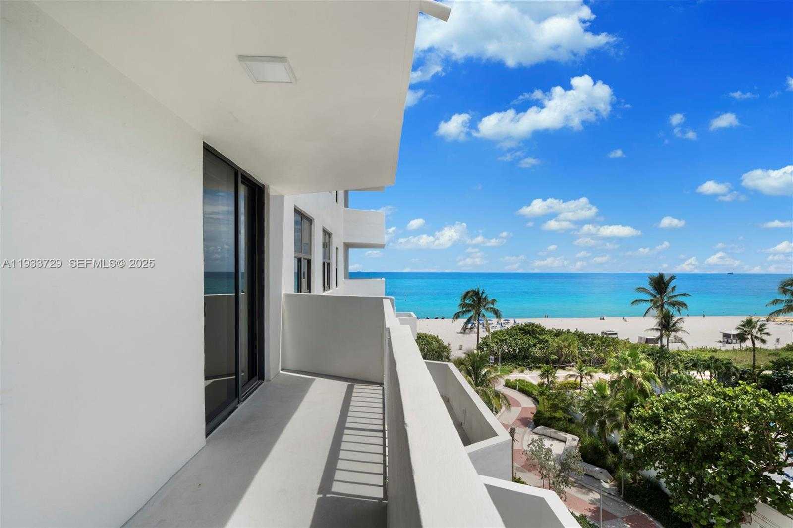 Small Image of 4301 COLLINS AVE #605, Miami Beach Number 20