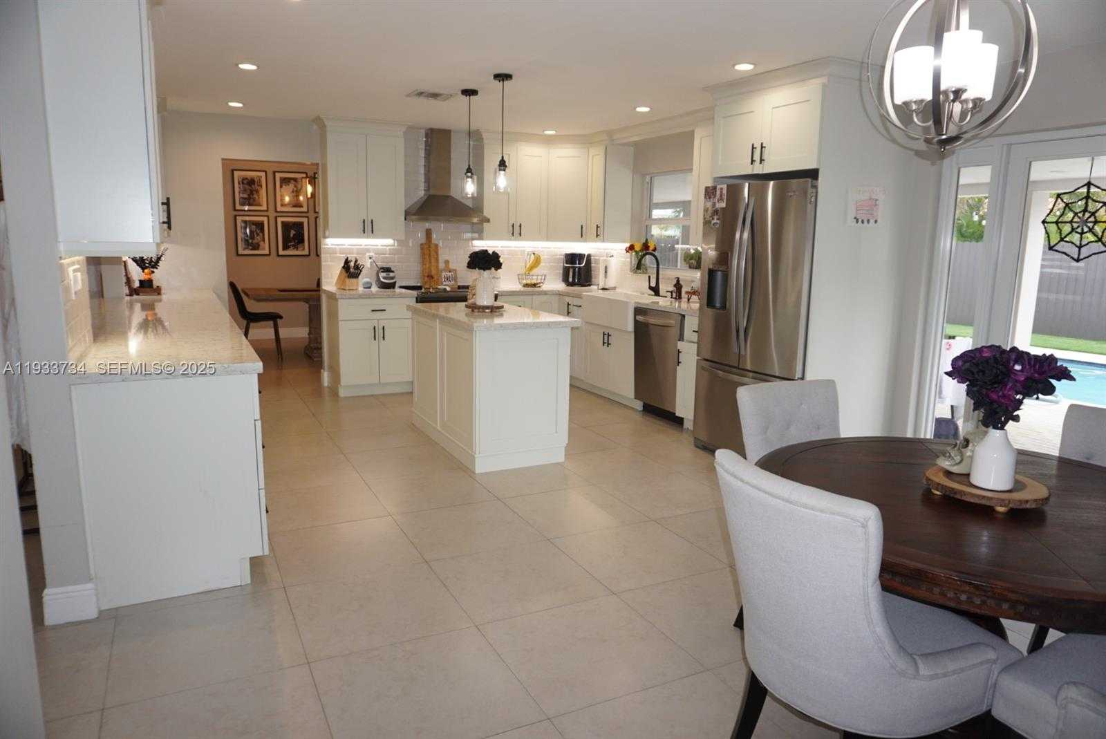 Small Image of 10350 SOUTH WEST 16TH ST, Miami Number 15