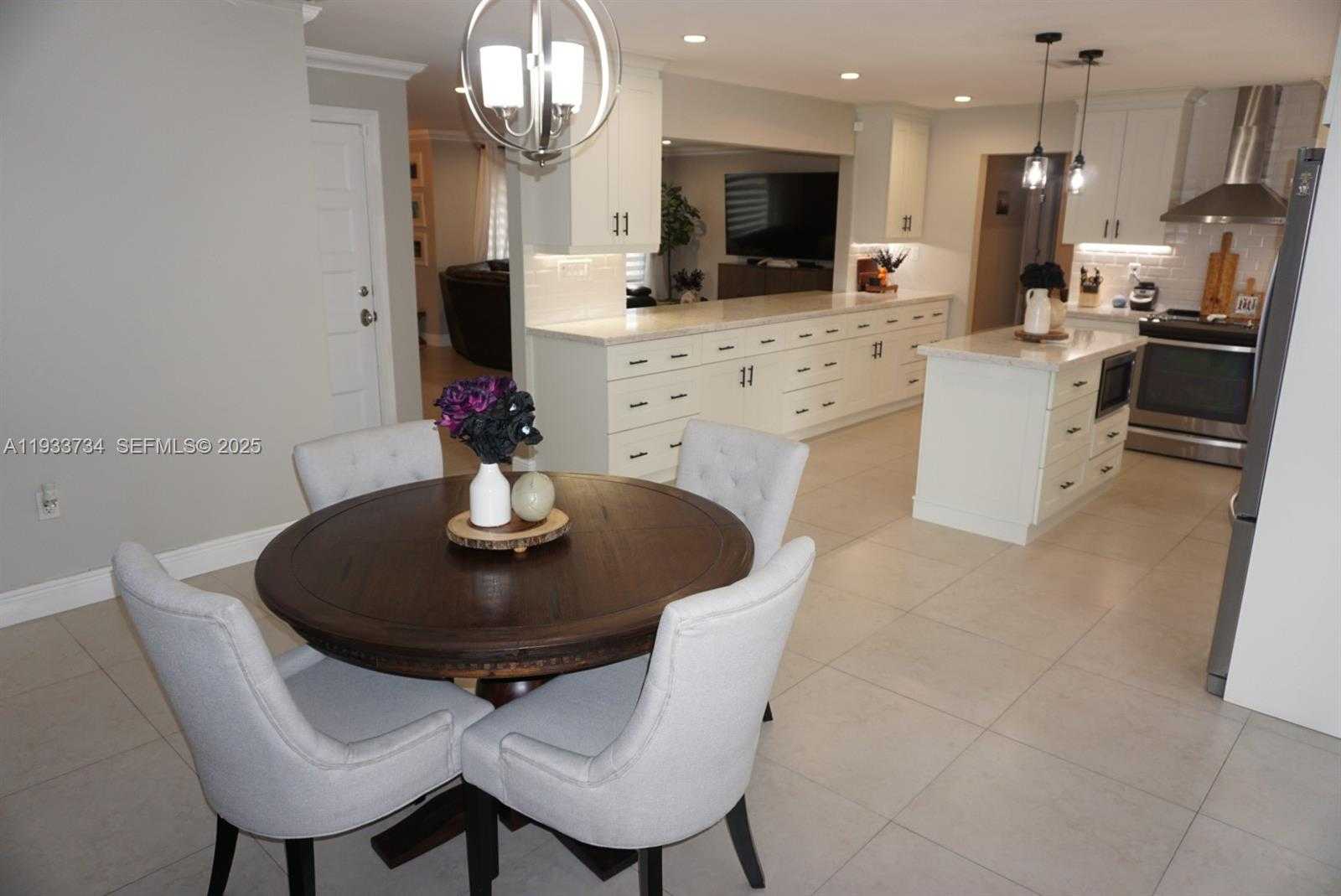 Small Image of 10350 SOUTH WEST 16TH ST, Miami Number 17