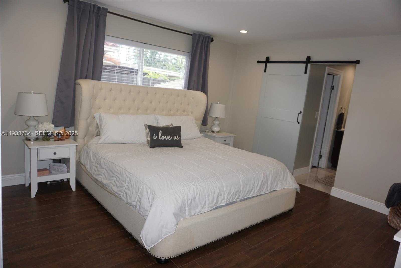 Small Image of 10350 SOUTH WEST 16TH ST, Miami Number 27