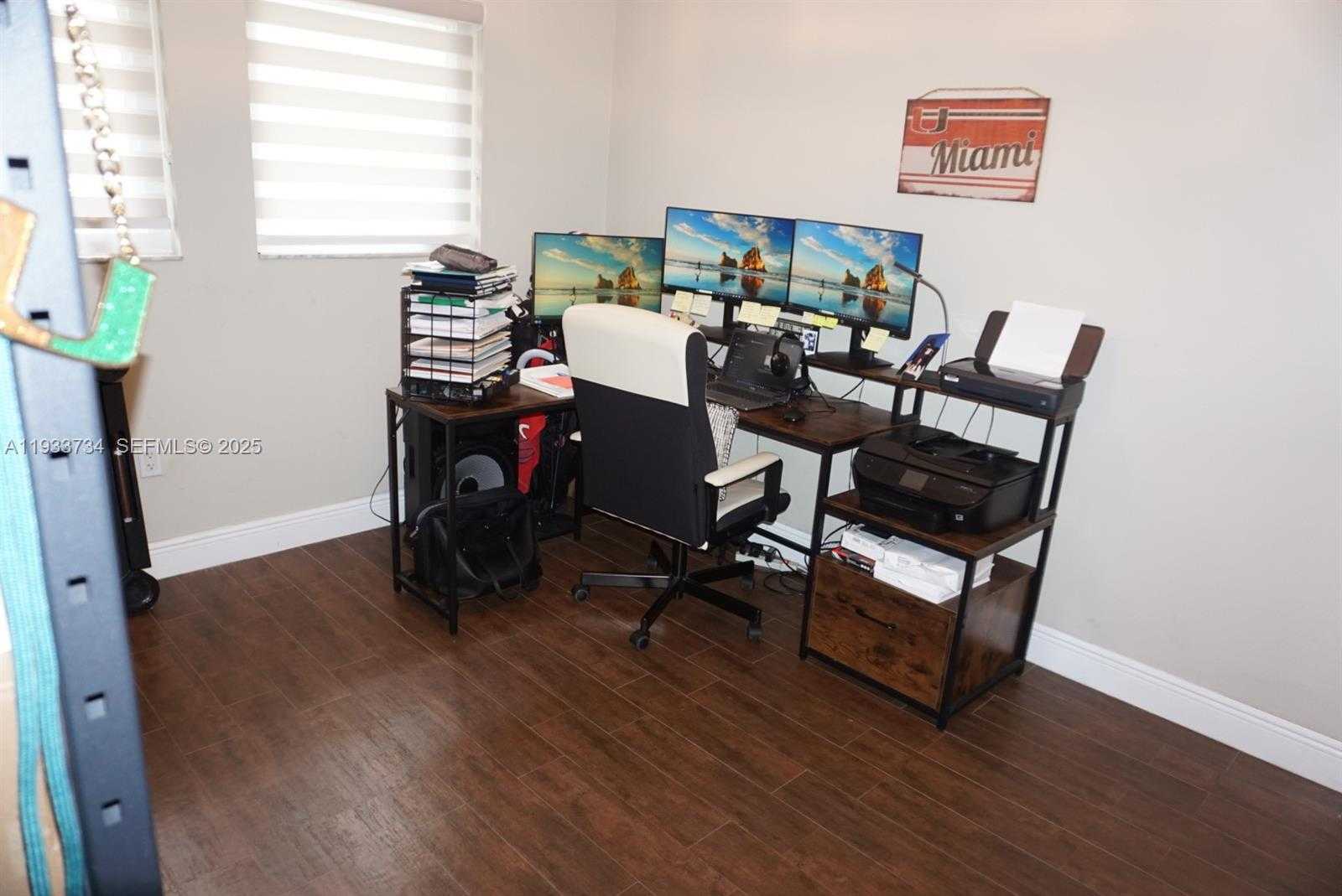 Small Image of 10350 SOUTH WEST 16TH ST, Miami Number 37