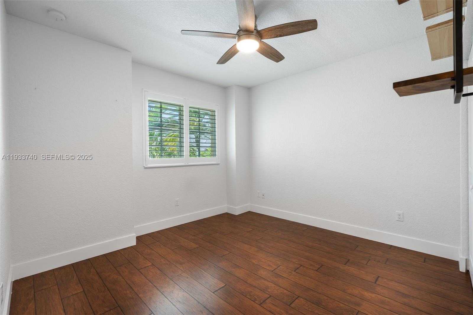 Small Image of 4652 HORSESHOE CIRCLE, Davie Number 22