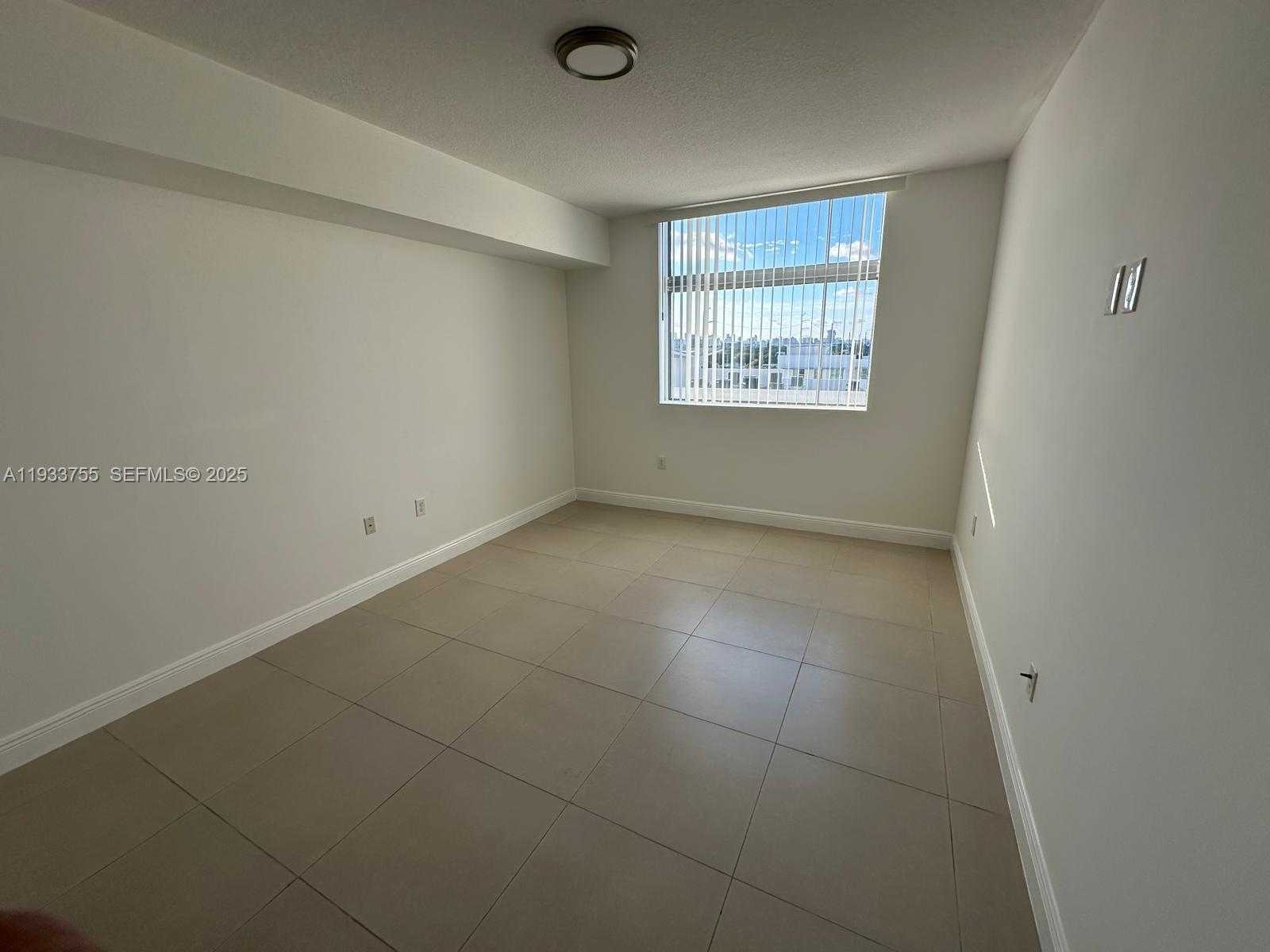 Small Image of 140 SOUTH DIXIE HWY #631, Hollywood Number 15