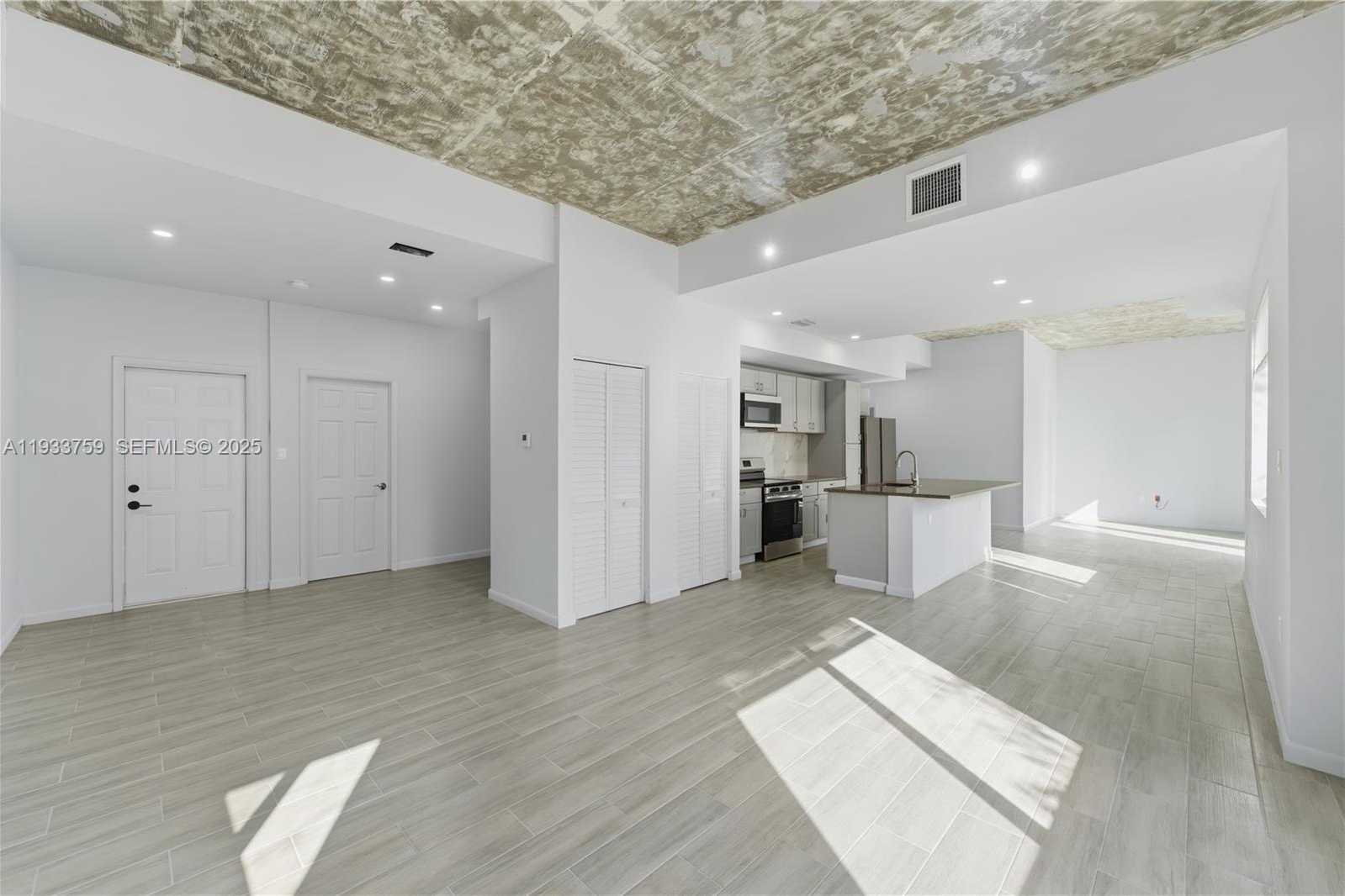 Small Image of 1393 NORTH WEST 31ST ST #A, Miami Number 4